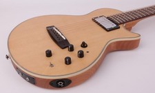 Chitarra elettrica acustica usato  Spedire a Italy