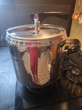 Cocotte feux lagostina d'occasion  Vaulx-en-Velin