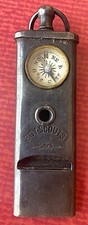 Sifflet boussole boy d'occasion  Dunkerque-