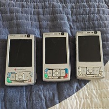 lote de trabajo de 3 x teléfonos móviles nokia n95 para repuestos o reparaciones repuestos sin probar  segunda mano  Embacar hacia Mexico