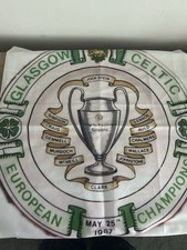 Capa Coushion Glasgow Celtic Vencedores da Copa da Europa Equipe e Gerentes Nova comprar usado Capa Coushion Glasgow Celtic Vencedores da Copa da Europa Equipe e Gerentes Nova comprar usado  Enviando para Brazil