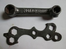 Attrezzi chiavi maino usato  Viu