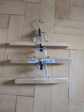 Hosenbügel holz kleiderbügel gebraucht kaufen  Kornwestheim