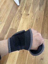 Nike wrist thumb for sale  WOODFORD GREEN