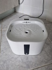 Fontanella per gatti usato  Biella