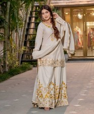 Lourdement brodé pakistanais d'occasion  Expédié en France