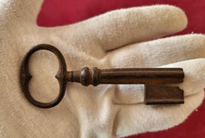 Cle ancienne quadrilobe d'occasion  Dinan