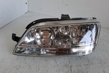 Faro fanale anteriore usato Faro fanale anteriore usato  Italia