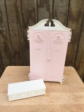 Lote de móveis vintage para bonecas Barbie Susy Goose guarda-roupa armário e esperança comprar usado  Enviando para Brazil