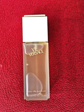 Vé Versace eau de parfum 25 ml segunda mano  Embacar hacia Mexico