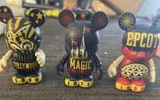 Set disney vinylmation d'occasion  Expédié en Belgium