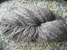 Angorawolle schwarze angorawol gebraucht kaufen  Allenfeld, Boos, Hargesheim
