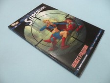 Supergirl deagostini 2009 usato  Firenze