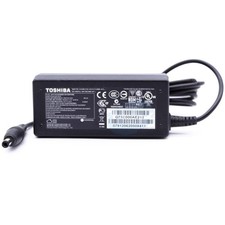 Alimentatore toshiba satellite usato  Arezzo