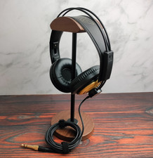 Akg k141 monitor usato  Spedire a Italy