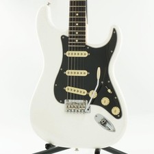 Guitare électrique fender d'occasion  Expédié en France