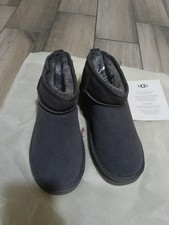 Ugg classic ultramini usato  Italia