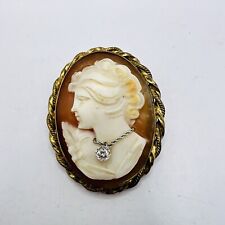 VINTAGE ESCULPIDO CONCHA CAMEO PERFIL DE MULHER COM PEQUENO DIAMANTE GF PIN/PENDENTE, usado comprar usado  Enviando para Brazil