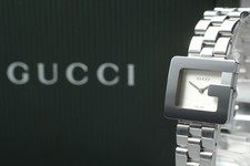 Quasi come nuovo usato  Spedire a Italy