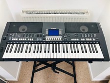 Yamaha psr s550 for sale  CAMBRIDGE