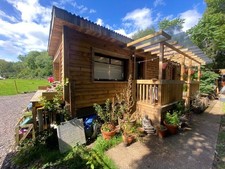 Cabin air bnb for sale  GUILDFORD