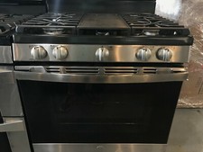 Free standing gas for sale  Pomona