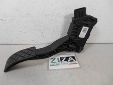 Acceleratore audi sportback usato  Putignano