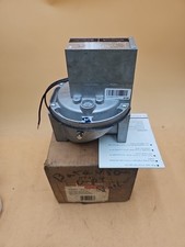 Usado, Válvula de gás diafragma Honeywell V48A2177 1-1/4" 120V 1/2 PSI GÁS NATURAL/LP comprar usado  Enviando para Brazil