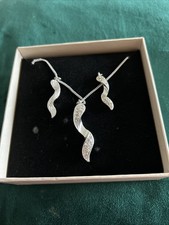 Ladies necklace drop for sale Ladies necklace drop for sale  PRESTON