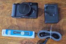 Fotocamera fujifilm x10 usato  Spedire a Italy