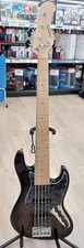 Guitare basse électrique d'occasion Guitare basse électrique d'occasion  Expédié en France