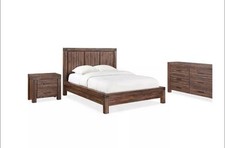 Middlefield bedroom set for sale  Massapequa Park