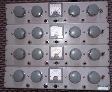 Amplificatore unità preamplif usato  Spedire a Italy