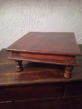 Antico tavolinetto basso usato  Roma