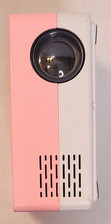 Usado,  Mini projetor rosa e branco sem cabos funciona muito bem comprar usado  Enviando para Brazil