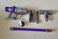 Dyson v10 cordless for sale  HARLESTON