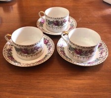 Servizio tazze royal usato  Vistrorio