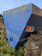 West dual spreader for sale  PORTHMADOG