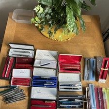 LOTE DE TRABAJO DE INSTRUMENTOS DE ESCRITURA VINTAGE PLUMAS ESTILOGRÁFICAS BOLÍGRAFOS LÁPICES segunda mano  Embacar hacia Mexico