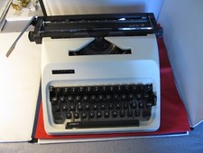 Mechanische schreibmaschine tr gebraucht kaufen  Rheinbach