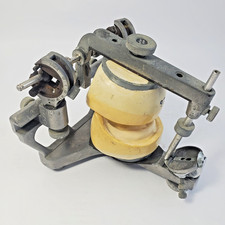 Luminária odontológica vintage HANUA modelo H2 articulador de grande visibilidade usado/exibição comprar usado  Enviando para Brazil