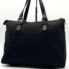 Borsa mano fendi usato  Spedire a Italy