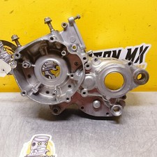 Carter moteur gauche d'occasion Carter moteur gauche d'occasion  Mérignac