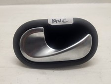 Poignée intérieur conducteur d'occasion Poignée intérieur conducteur d'occasion  Narrosse