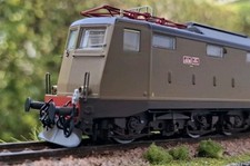 Locomotiva 636.390 livrea usato  Acerra