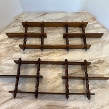 2 prateleiras de madeira escura vintage Knick Knack parede display rack eixo 25 1/2”X 9” comprar usado 2 prateleiras de madeira escura vintage Knick Knack parede display rack eixo 25 1/2”X 9” comprar usado  Enviando para Brazil