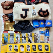 [NA MÃO] Exposição BTS J-HOPE 'E O QUÊ?' Merch oficial MD + rastreamento comprar usado  Enviando para Brazil