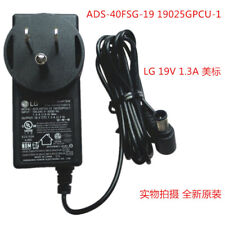 Monitor Lcd Lg Led Ac Adapter Power Supply 19V 1.3A ADS-40FSG-19 ADS-25FSG-19 comprar usado  Enviando para Brazil