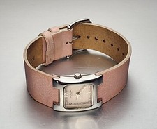 Antigo Relógio Feminino KENNETH COLE Assinado em Nova York Pulseira de Couro Rosa NOVA Bateria comprar usado  Enviando para Brazil