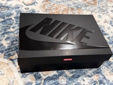 Size 9.5 nike d'occasion  Expédié en Belgium